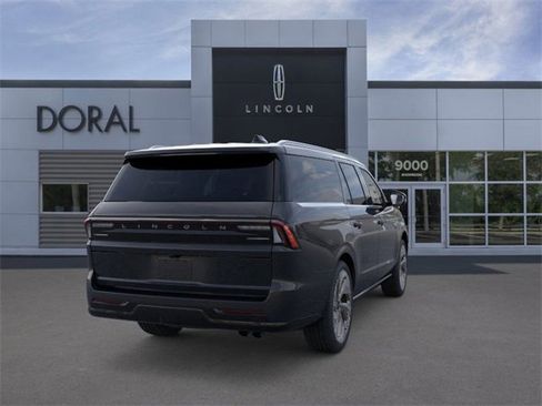 New 2025 Lincoln Navigator L Black Label image 8