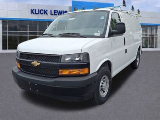 New 2025 Chevrolet Express 3500 w/ Driver Convenience Package video 2