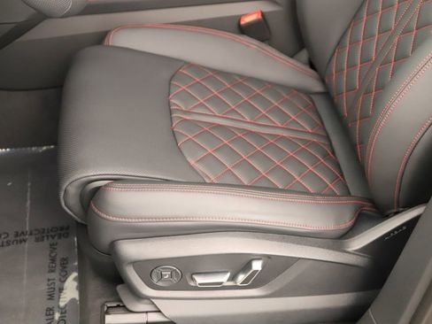 New 2026 Audi Q8 Prestige image 25