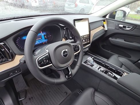 New 2026 Volvo XC60 T8 Ultra w/ Protection Package Premier AWD/4WD image 7