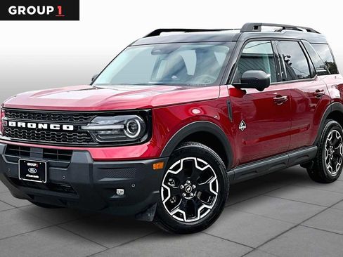 Used 2025 Ford Bronco Sport Outer Banks w/ Outer Banks Tech Package+ image 1