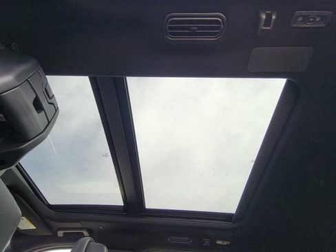 New 2026 Ford Expedition Max Platinum image 10