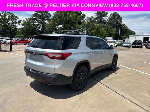 Used 2021 Chevrolet Traverse RS FWD image 8