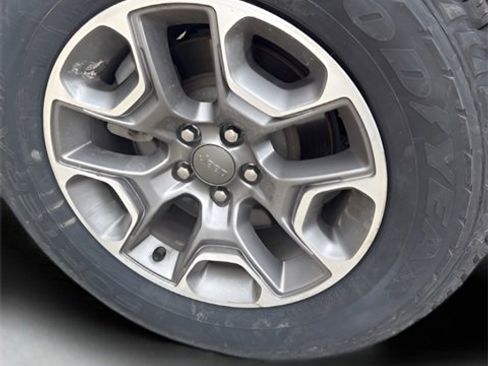 Used 2021 Jeep Cherokee Trailhawk w/ Sun, Sound & Nav Group image 12