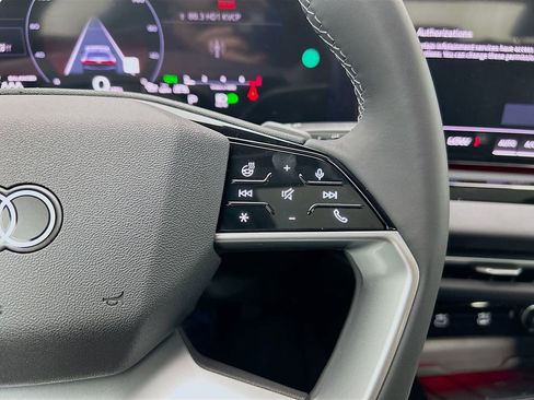 Used 2025 Audi A5 2.0T Premium image 13