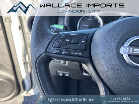 Used 2023 Nissan Kicks S image 28