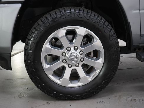 Used 2022 RAM 2500 Big Horn w/ Level C Equiment Group AWD/4WD image 29