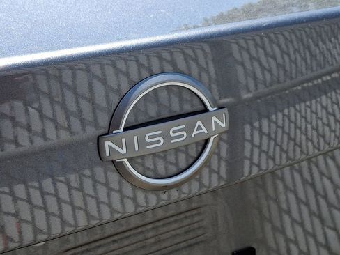 Used 2024 Nissan Sentra SV FWD image 11
