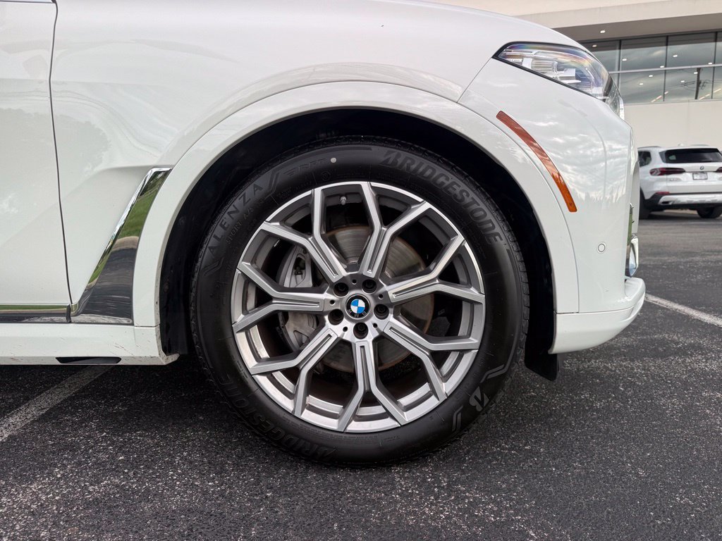 Used 2021 BMW X7 xDrive40i w/ Premium Package AWD/4WD image 22