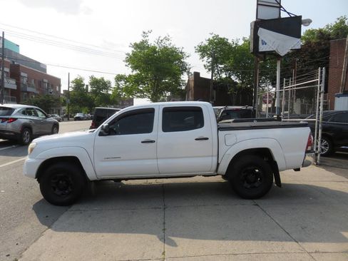 Used 2012 Toyota Tacoma 4x4 Double Cab image 6