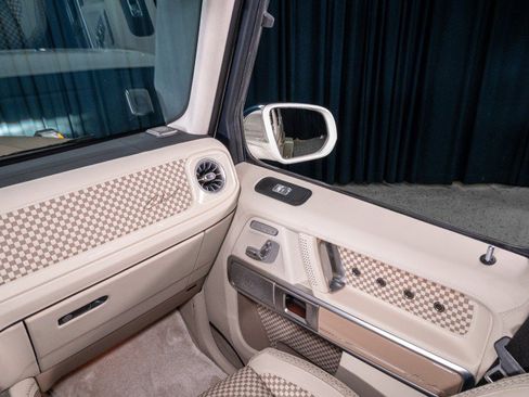 Used 2026 Mercedes-Benz G 63 AMG 4MATIC image 24