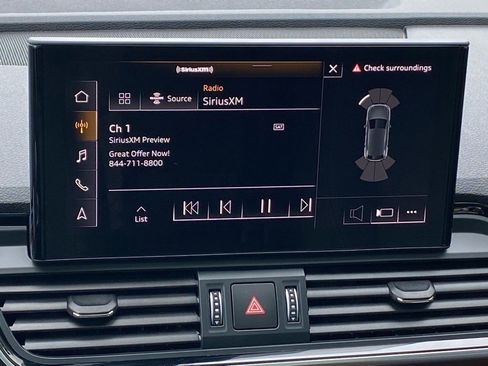 Used 2023 Audi Q5 2.0T Premium w/ Convenience Package image 11