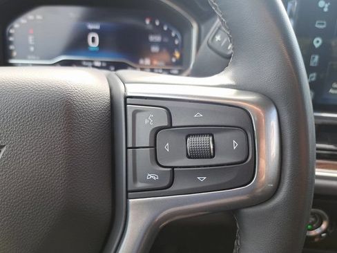 Used 2024 Chevrolet Silverado 1500 LT AWD/4WD image 19