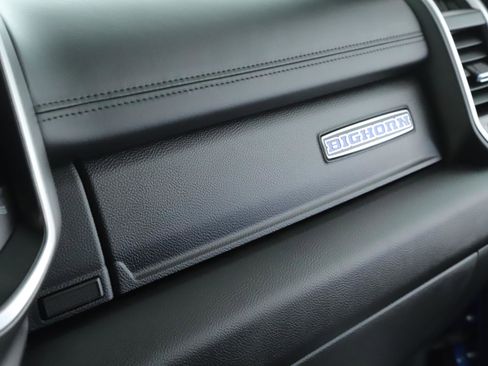 Used 2022 RAM 1500 Big Horn AWD/4WD image 17