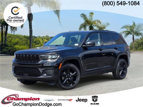 Used 2023 Jeep Grand Cherokee Altitude RWD image 1