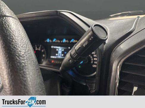 Used 2015 Ford F150 XLT w/ Equipment Group 302A Luxury image 22