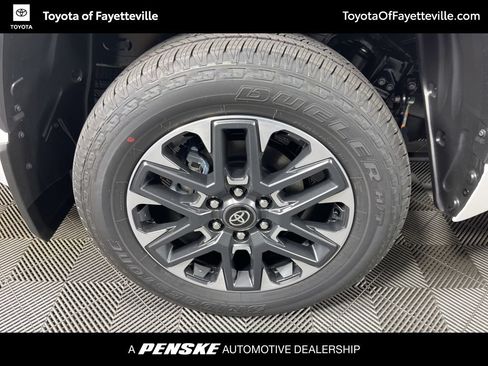 New 2026 Toyota Tundra Limited AWD/4WD image 18