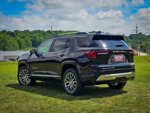 New 2026 GMC Terrain Denali w/ LPO, Floor Liner Package AWD/4WD image 5