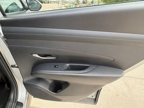 Used 2025 Hyundai Tucson SEL AWD/4WD image 29