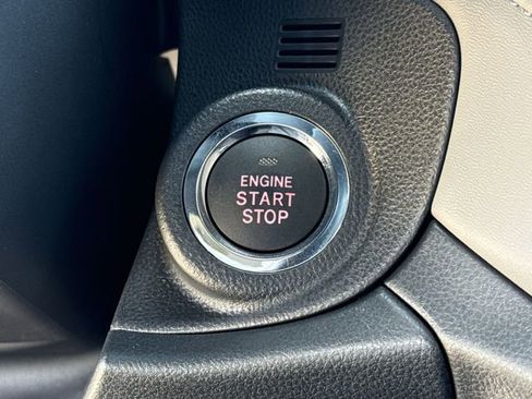 Used 2025 Subaru Outback Premium image 25