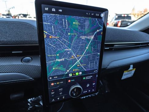 Used 2024 Ford Mustang Mach-E Premium image 17