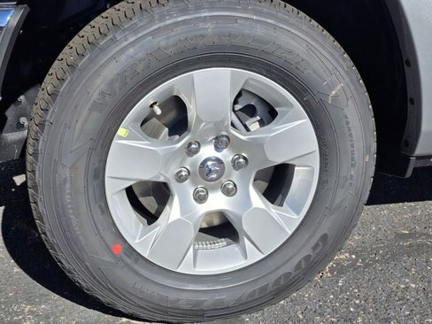 New 2025 RAM 1500 Big Horn image 28