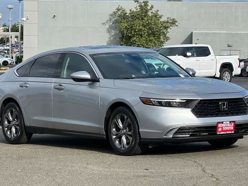 Used 2024 Honda Accord EX image 5