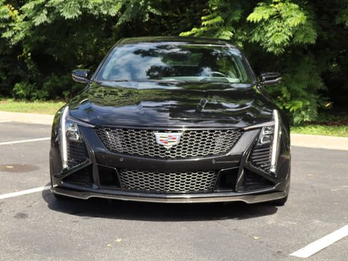 Used 2025 Cadillac CT5 V Blackwing w/ Carbon Fiber 1 Package RWD image 10