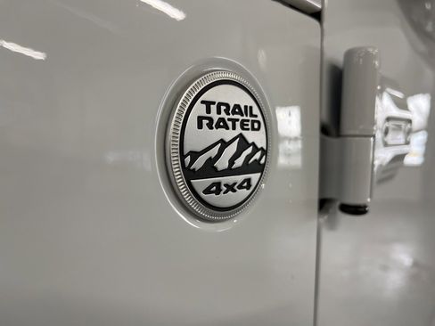 Used 2021 Jeep Wrangler Unlimited Sahara w/ Dual Top Group image 14