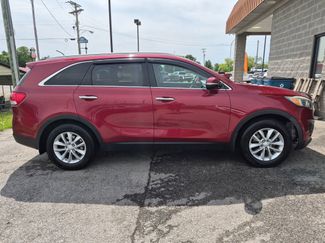 Used 2017 Kia Sorento LX FWD video 2