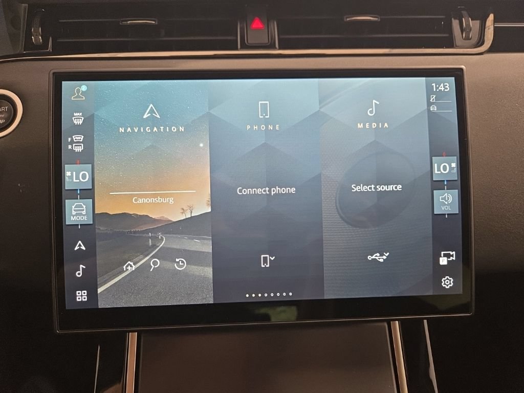 Certified 2026 Land Rover Range Rover Evoque S AWD/4WD image 19