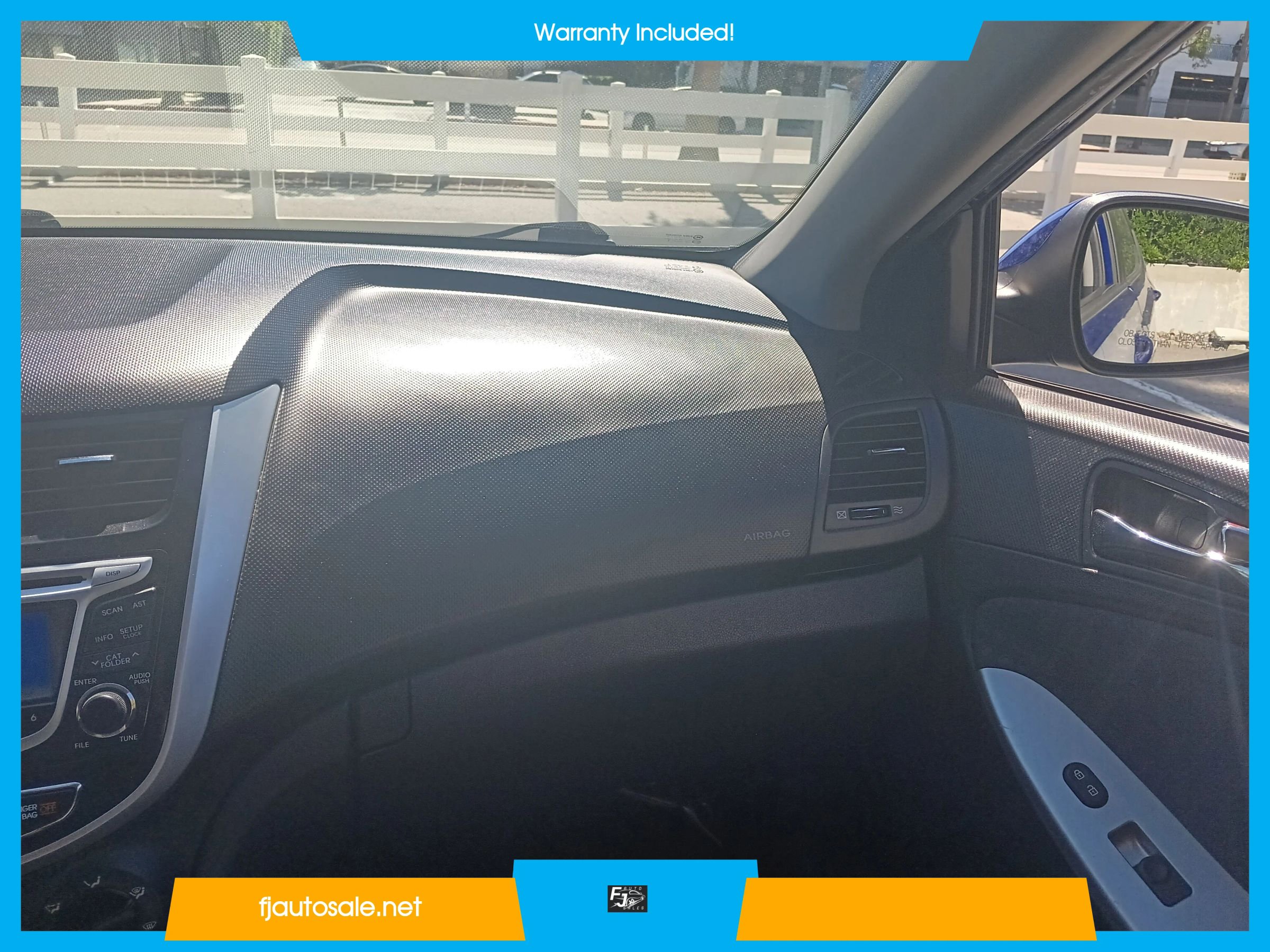 Used 2012 Hyundai Accent SE FWD image 17