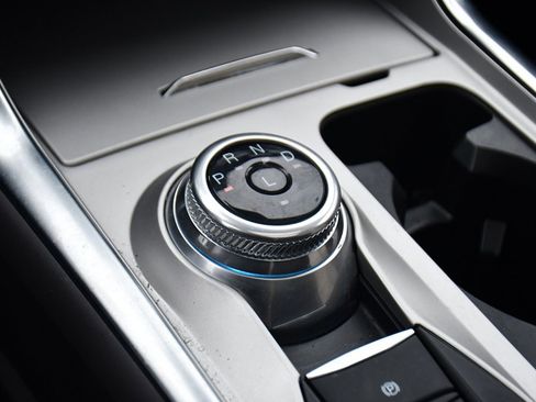 Used 2023 Ford Explorer Platinum w/ Technology Package image 34