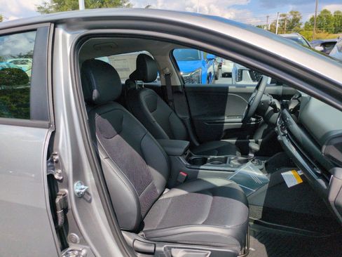 New 2026 Kia K4 EX FWD image 26