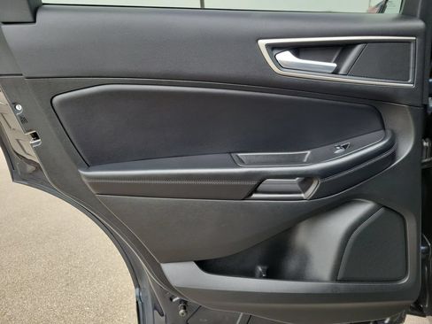 Used 2023 Ford Edge SEL w/ Convenience Package AWD/4WD image 11