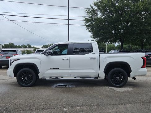 Used 2024 Toyota Tundra Limited AWD/4WD image 2