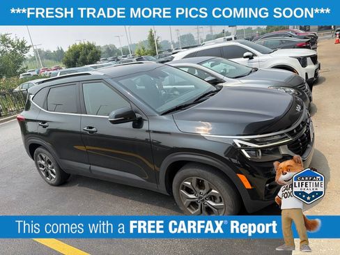 Used 2024 Kia Seltos S AWD/4WD image 3