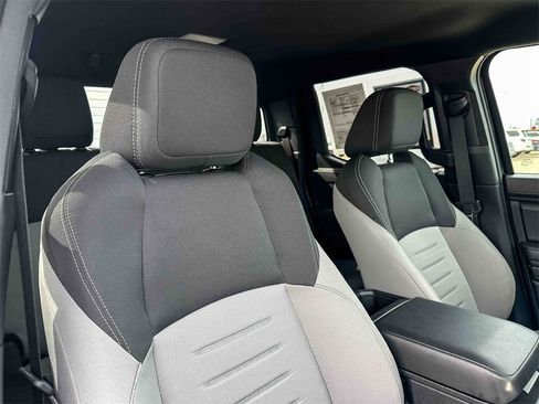 Used 2024 Toyota Tacoma TRD Off-Road image 23