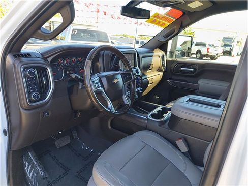 Used 2022 Chevrolet Silverado 2500 LTZ w/ LTZ Plus Package image 4