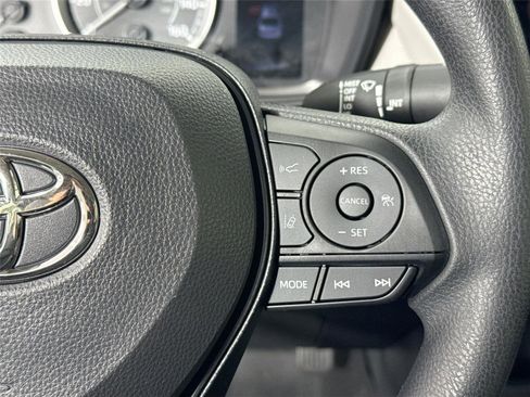 Certified 2021 Toyota Corolla LE image 16