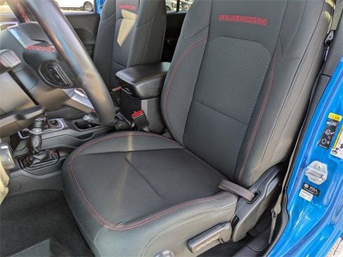 Used 2021 Jeep Gladiator Rubicon image 16