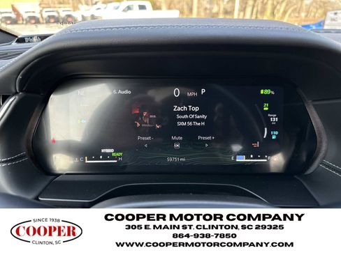 Used 2022 Jeep Grand Cherokee Overland w/ Advanced Protech Group III image 26