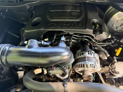 Used 2019 RAM 1500 Big Horn AWD/4WD image 22