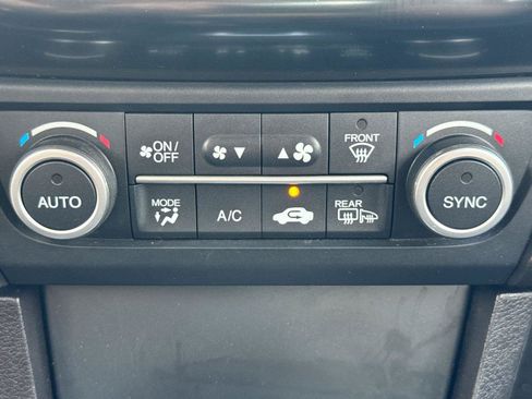 Used 2016 Acura ILX FWD image 7