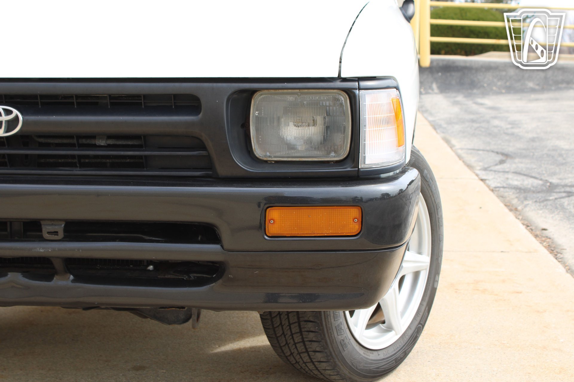 Used 1993 Toyota Pickup 2WD Regular Cab image 32