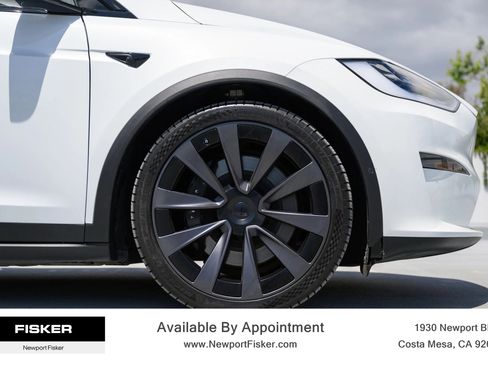 Used 2023 Tesla Model X AWD/4WD image 5