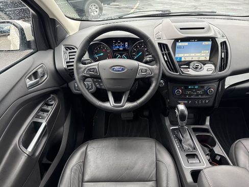 Used 2018 Ford Escape Titanium FWD image 10