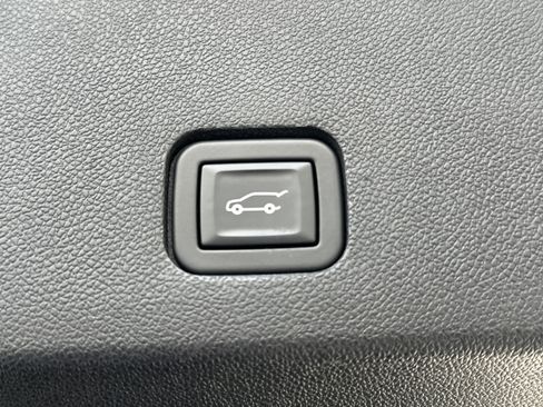 Used 2021 Cadillac XT6 Sport AWD/4WD image 15