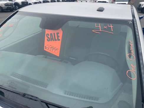 Used 2017 RAM 1500 Tradesman w/ Power & Remote Entry Group AWD/4WD image 4