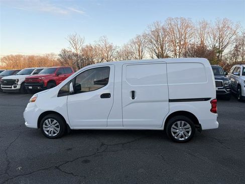 Used 2019 Nissan NV200 SV image 8